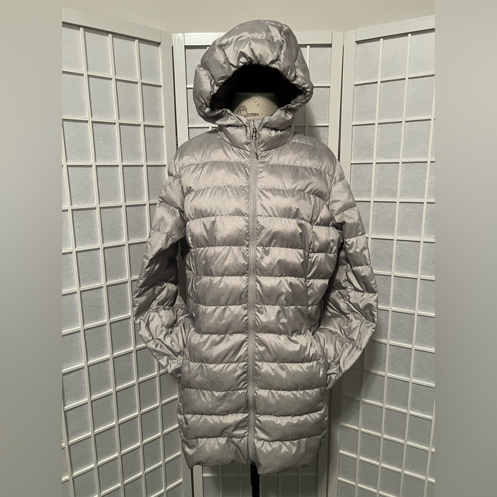 Eddie Bauer Metallic Gray Hooded Puffer Coat